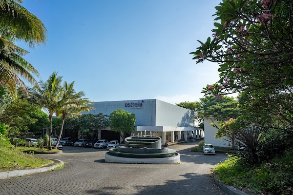 Estrella Hotel & Conference Center - Luwuk
