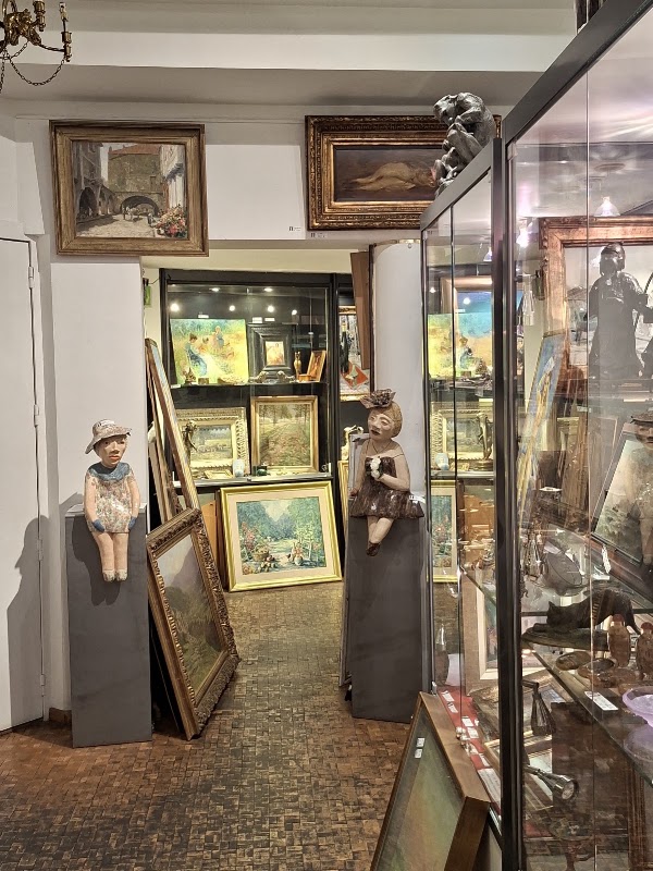 Sablon Antiques Center 1