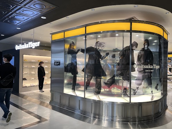 Onitsuka Tiger Yokohama VIVRE Store