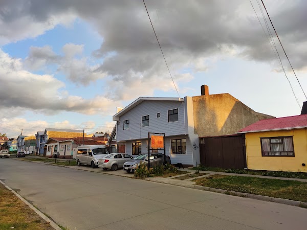 Hostal La Base