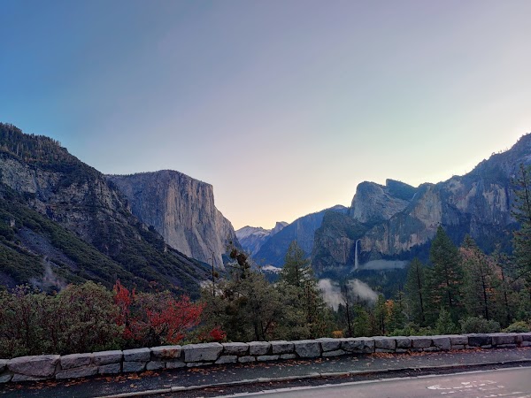 Tunnel View 4