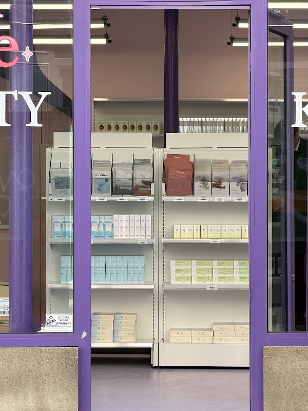 THE CIRCLE COSMETICS 3