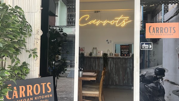 CARROTS Vegan Kitchen