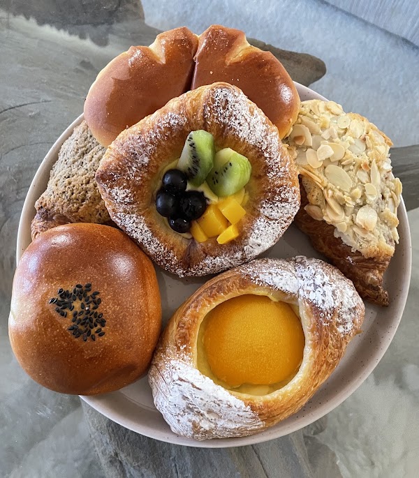 Tokyo Premium Bakery 5