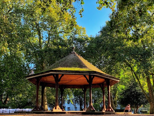 Lincoln's Inn Fields 5