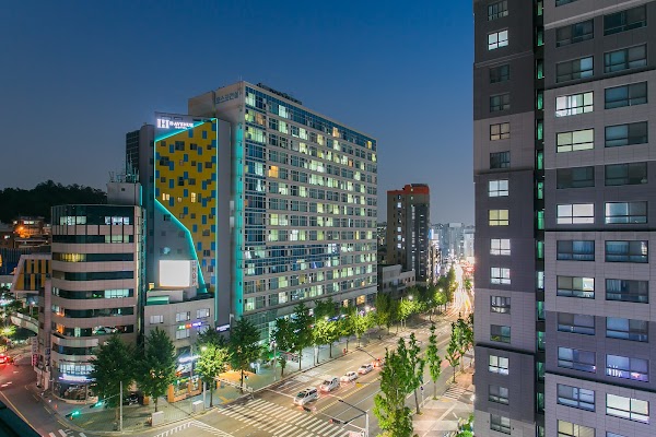 H Avenue Hotel Idae