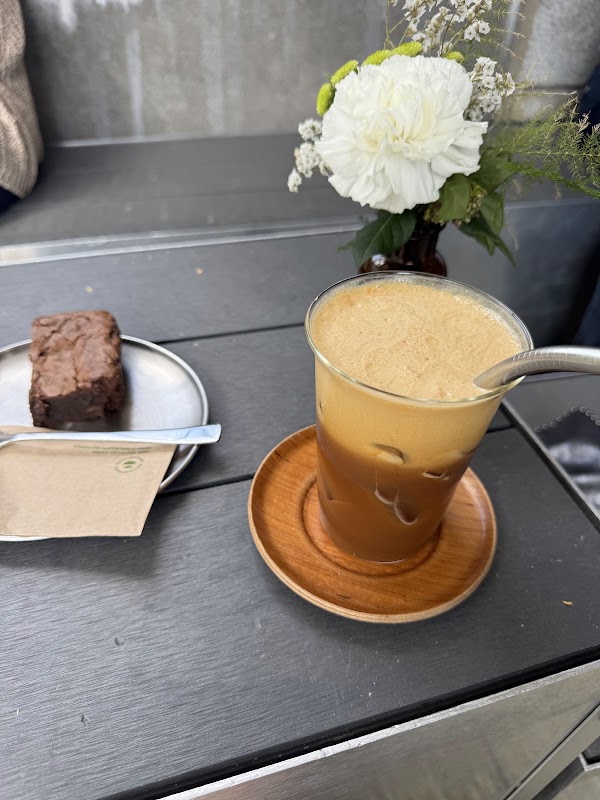 Cloud Picker Cafe - Pearse Street 4