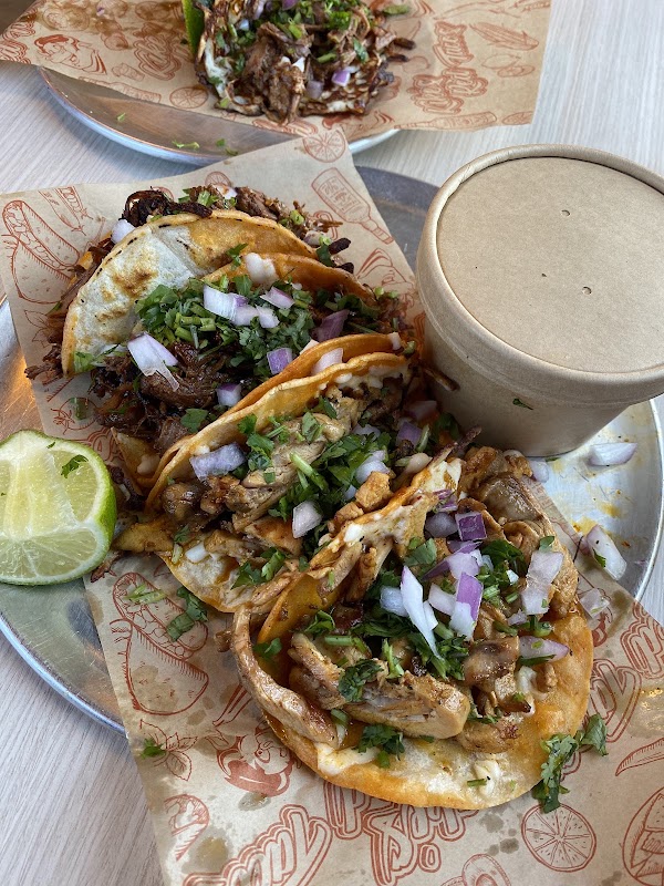 Kiké’s Red Tacos 3