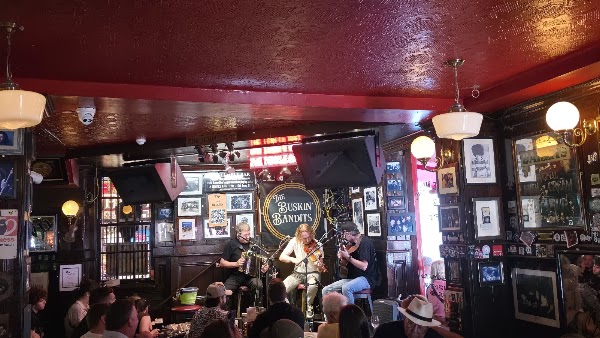 Monroe's Tavern 5