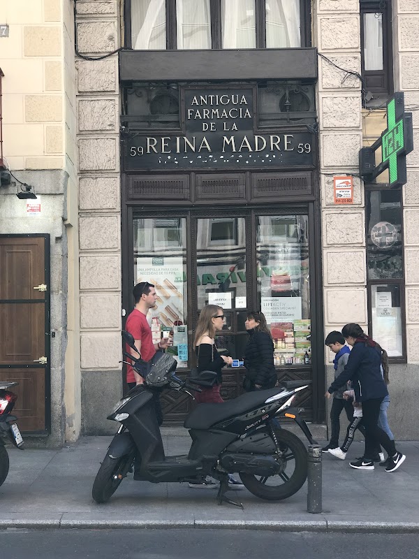 Antigua farmacia de la Reina Madre