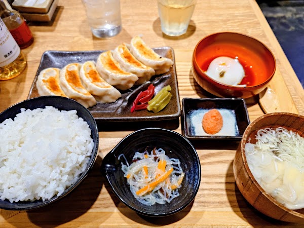 Dandadan Shinjuku Higachiguchi 4