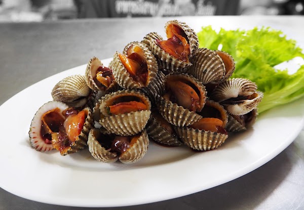 Jaekoy เจ๊ก้อย ส้มตำอาหารอีสาน เพชรบุรี12 (สาขา1) 4