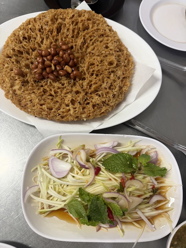 Jaekoy เจ๊ก้อย ส้มตำอาหารอีสาน เพชรบุรี12 (สาขา1) 3