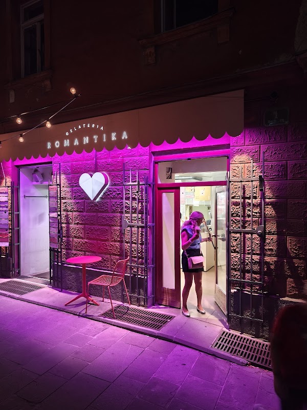 GELATERIA ROMANTIKA 1