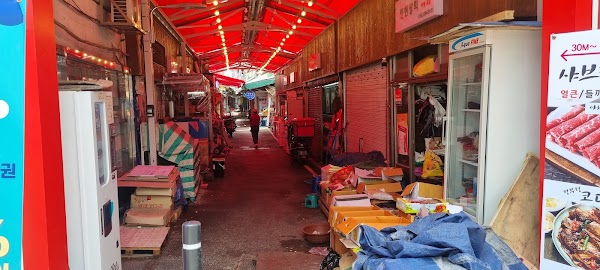 Inhyeon Traditional Market 3