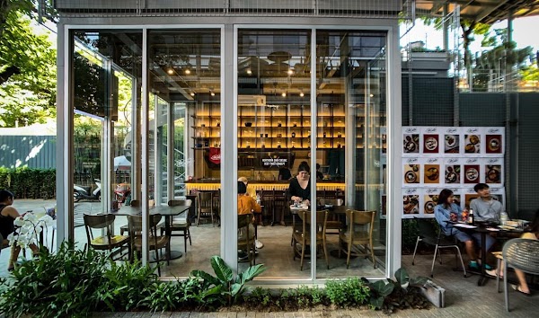 NEUA.NEUR.BKK