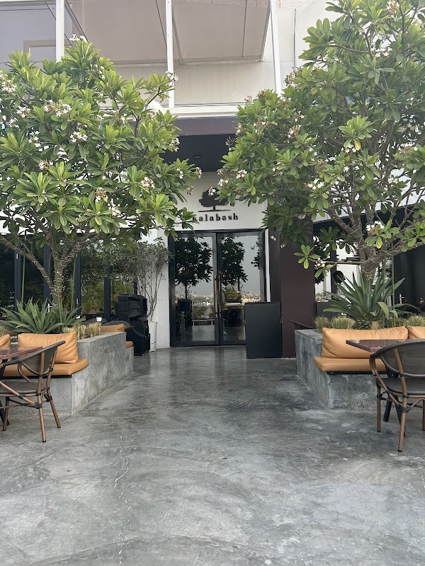 Kalabash Restaurant & Lounge 2