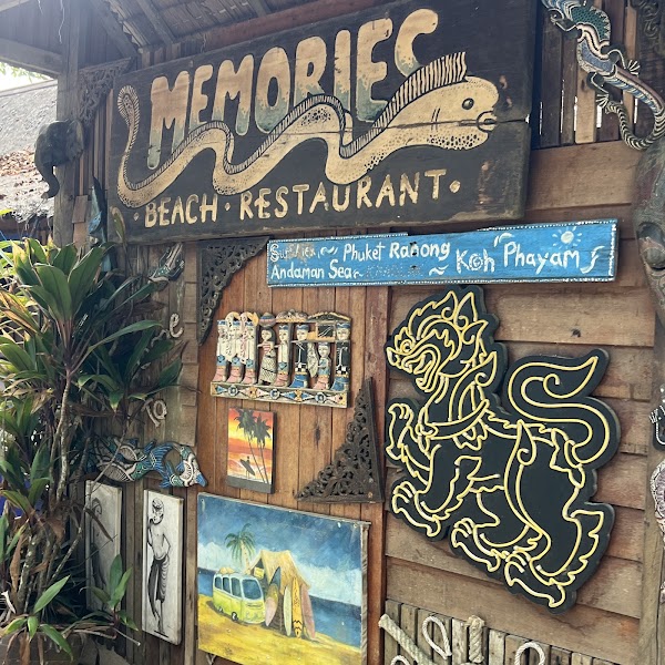 Memories Beach Bar