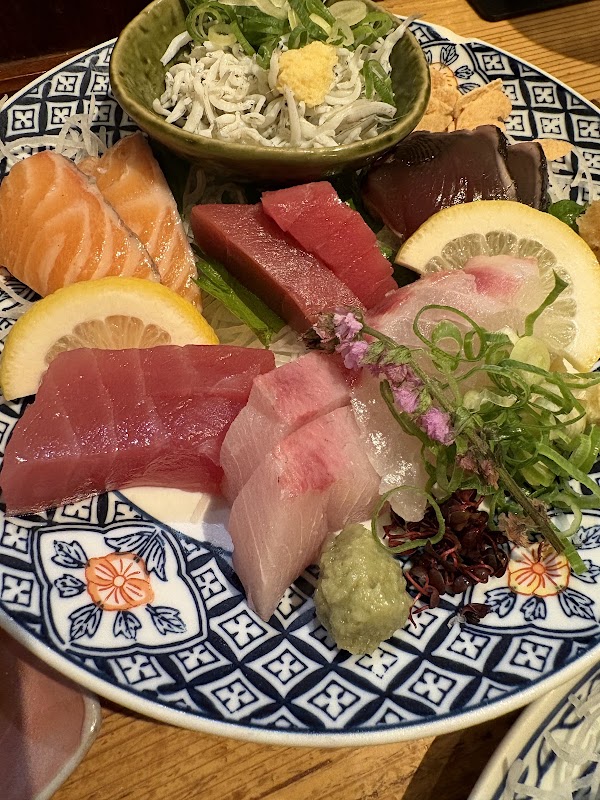 Fishmonger Stand Fujiko 4