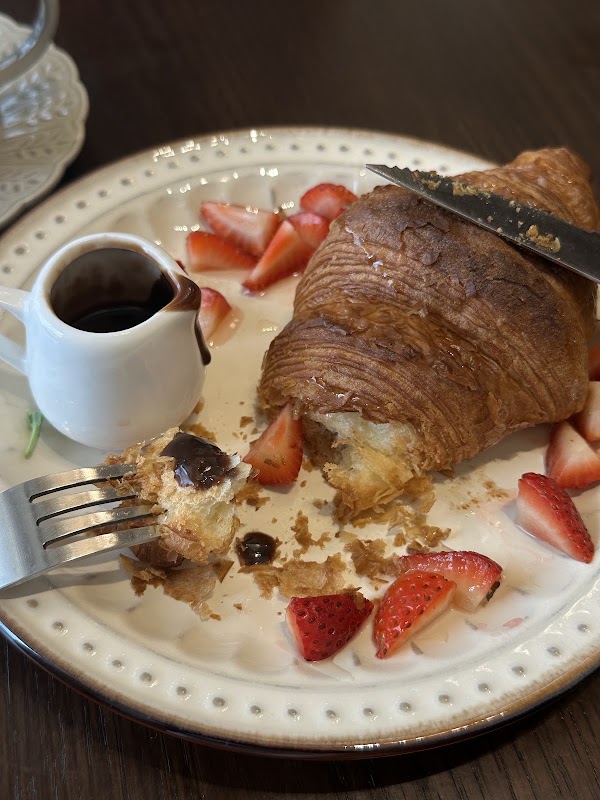 Alley & Daisy Cafe (Jalan Trus) 4