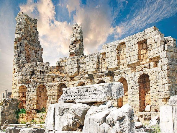 Perge Ancient City 4