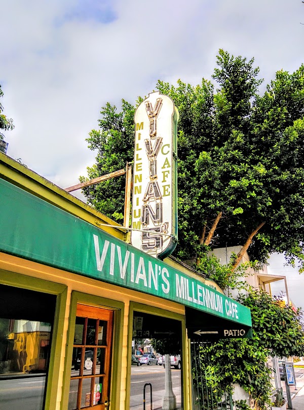 Vivian's Cafe 1