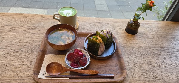 tammani · japanese deli + cafe 4