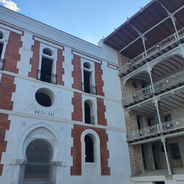 Frontón Beti Jai 5