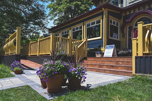 Bluenose Lodge