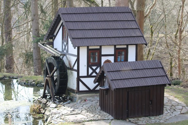 Studánka a vodní mlýn u Seebergu 1