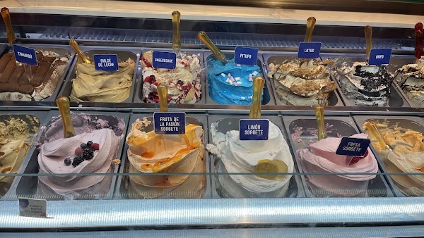 Klick Ice Cream & Sweets co. 5