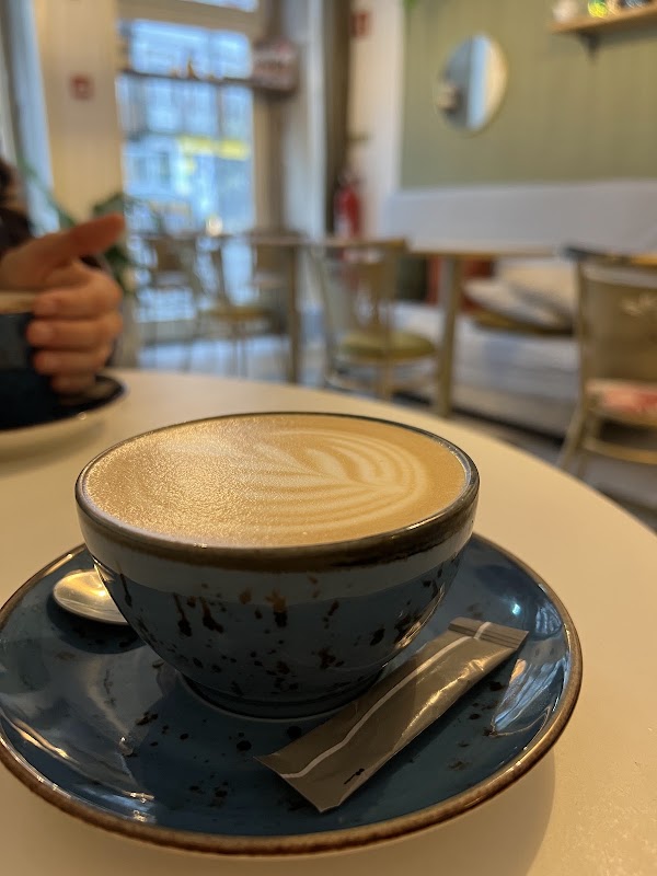 Canvas Speciality Coffee & Brunch 3