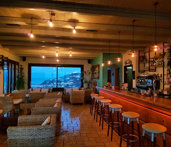 Akrotiri Cafe 1