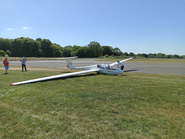 Surrey Hills Gliding Club (SHGC) 1