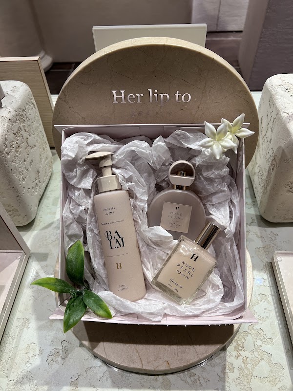 Her lip to BEAUTY|ルクアイーレ店