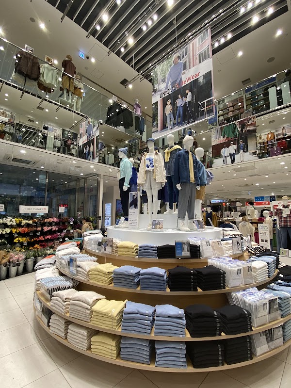 UNIQLO 2