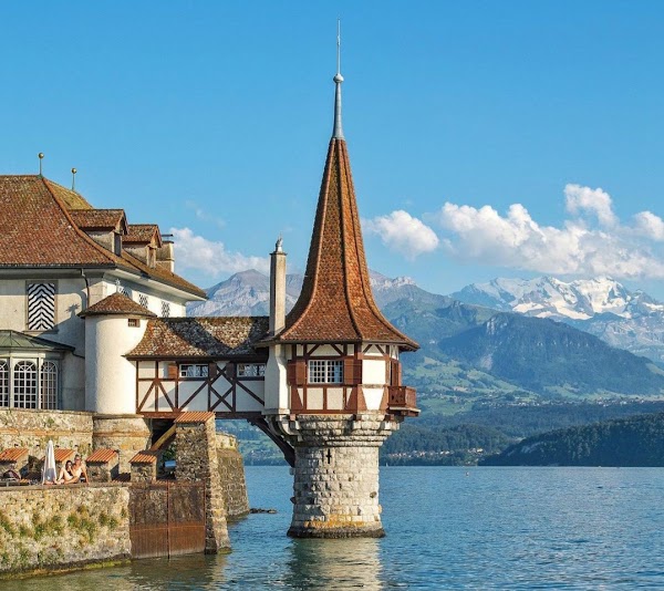 Schloss Oberhofen am Thunersee 4