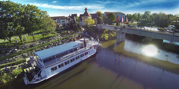 Frankenmuth River Place Shops 5