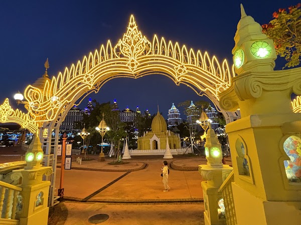 Ganbai Street Night Market