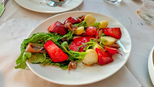 Dorian Restaurant 5