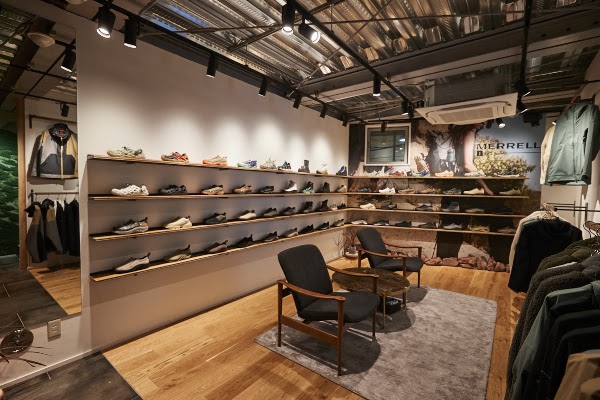 MERRELL 原宿店 2
