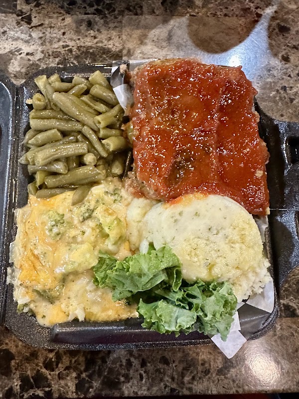Ken Cooks (SoulFood Restaurant) 2