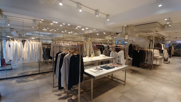INDIBRAND 인디브랜드 가로수길점 5