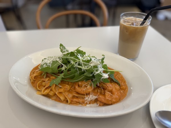 Oasis Cafe & Restaurant Cheongdam 4
