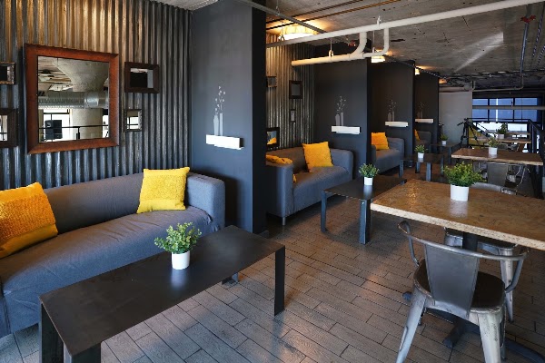 Latté Lounge + HG Eatery