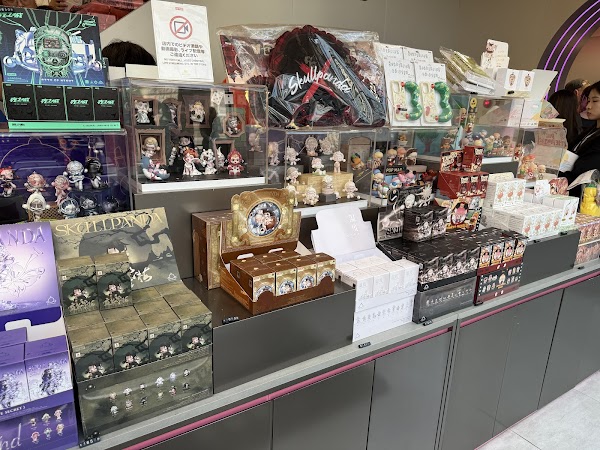 POP MART Harajuku Store 2
