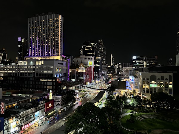 View Bangkok Rooftop Bar & Restaurant 2
