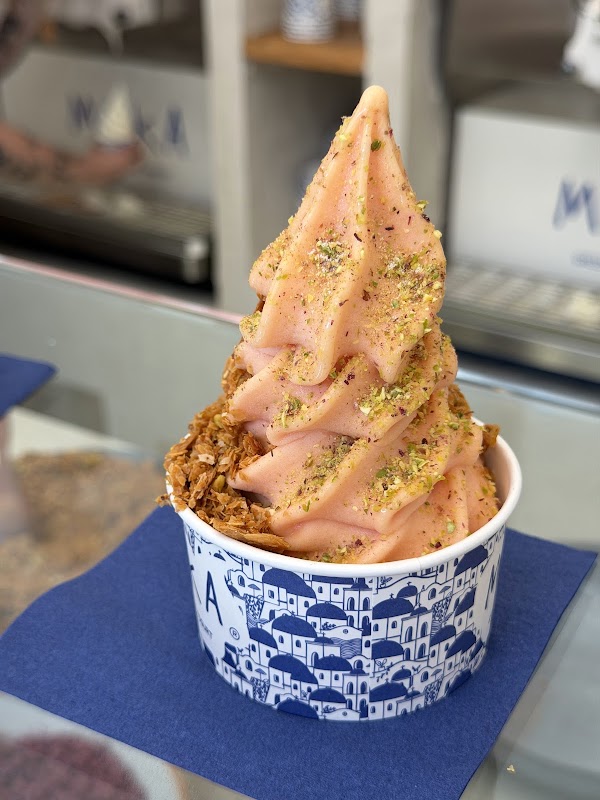 Myka Greek Frozen Yogurt 4