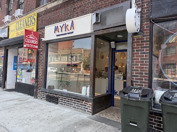 Myka Greek Frozen Yogurt 2