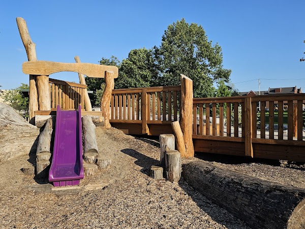 Sally Smoly Nature Playscape 4